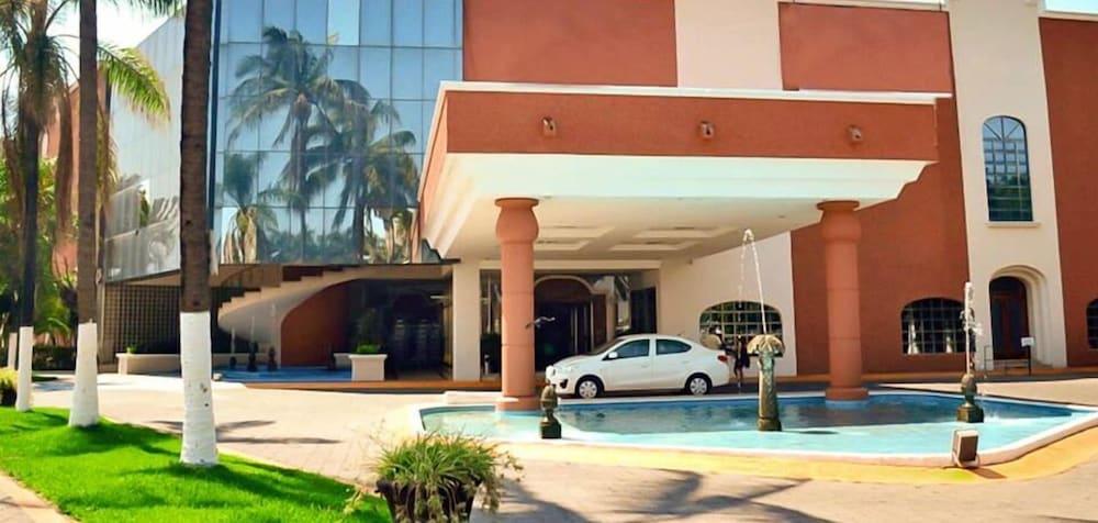 Nk Hotel Nekié Tepic Esterno foto